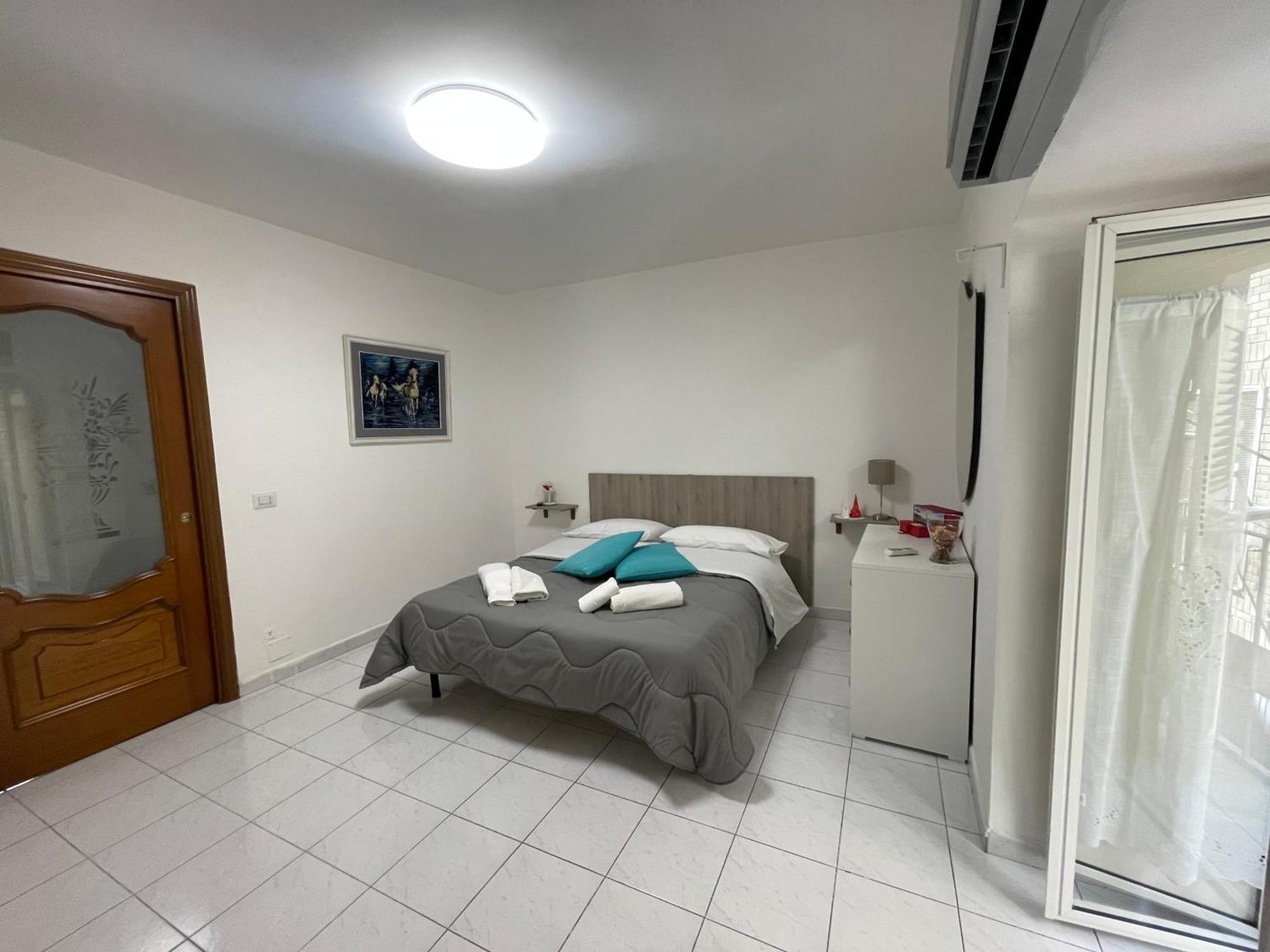 Geppino'S Home Napoli Bagian luar foto
